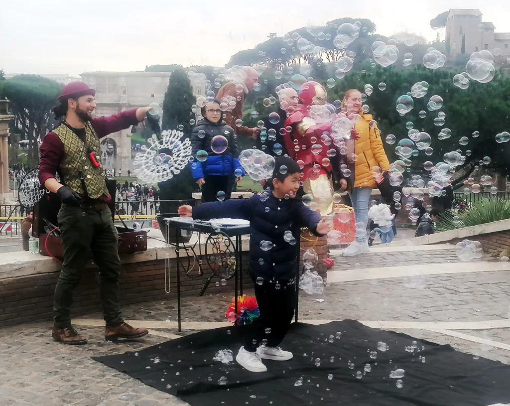 immagine per Anche dopo Natale Facciamo Festa fa cultura